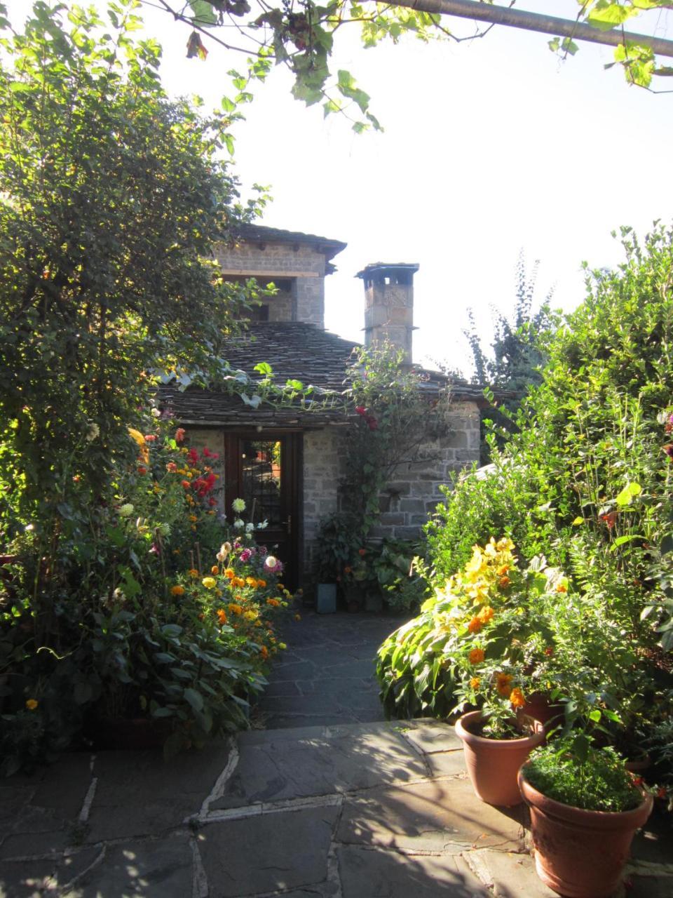 Guesthouse Gouris Tsepelovo Buitenkant foto
